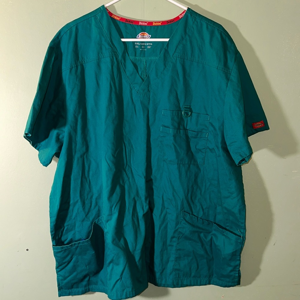 Dickies scrub top donating January 2026